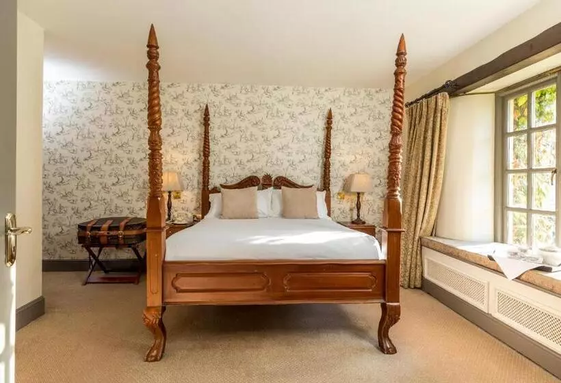 Juniorsviitti, Brooklodge & Macreddin Village