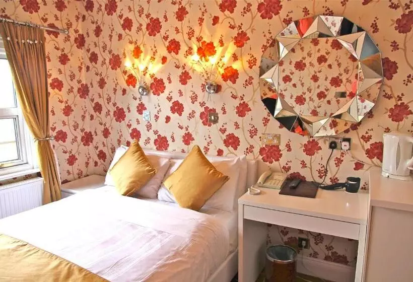 اتاق استاندارد یک نفره, Crompton Guest House