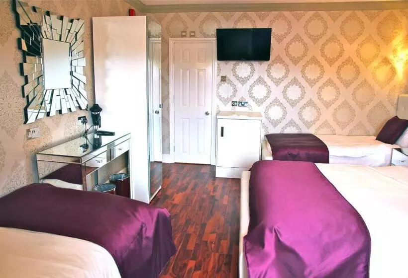 اتاق خانوادگی, Crompton Guest House