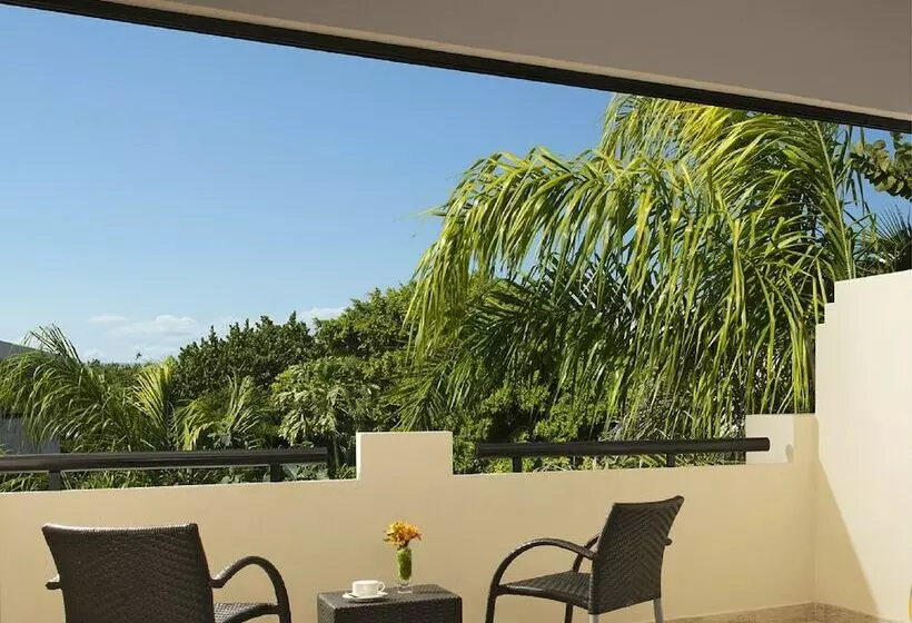 ビュー有りのデラックスジュニアスイート, Dreams Sapphire Resort & Spa