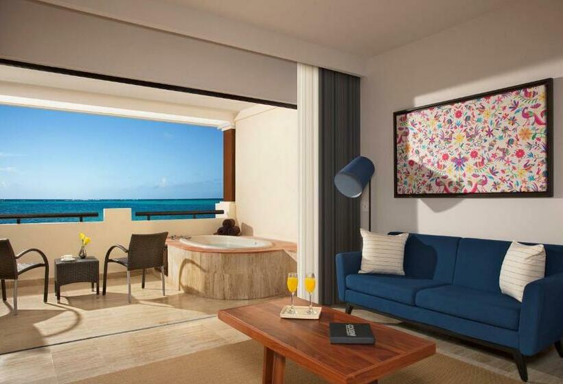 جناح جونيور كلوب, Dreams Sapphire Resort & Spa