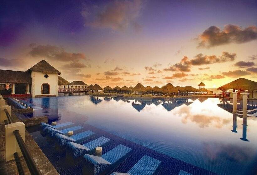 Junior Suite Club, Dreams Sapphire Resort & Spa