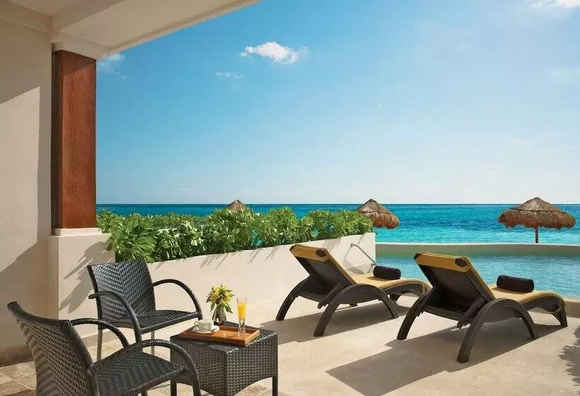 ジュニアスイートクラブ シービュー, Dreams Sapphire Resort & Spa