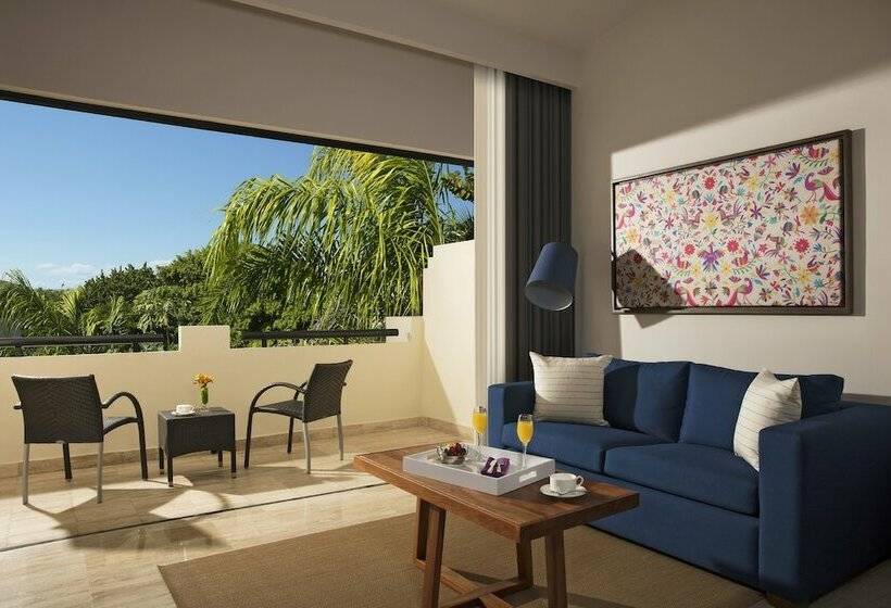 Junior Suite Club avec Vues, Dreams Sapphire Resort & Spa