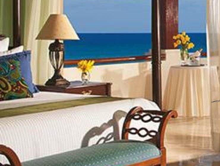 جناح كلوب, Dreams Sapphire Resort & Spa