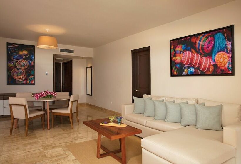 Suite Club, Dreams Sapphire Resort & Spa