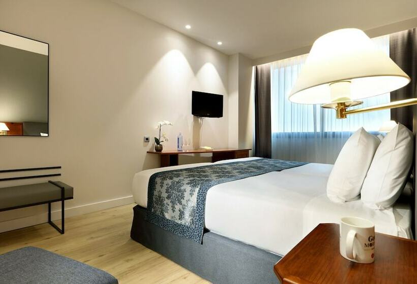 اتاق خانوادگی, Exe Isla Cartuja