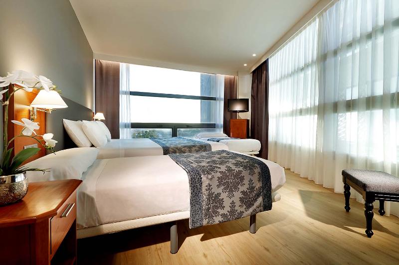 اتاق خانوادگی, Exe Isla Cartuja