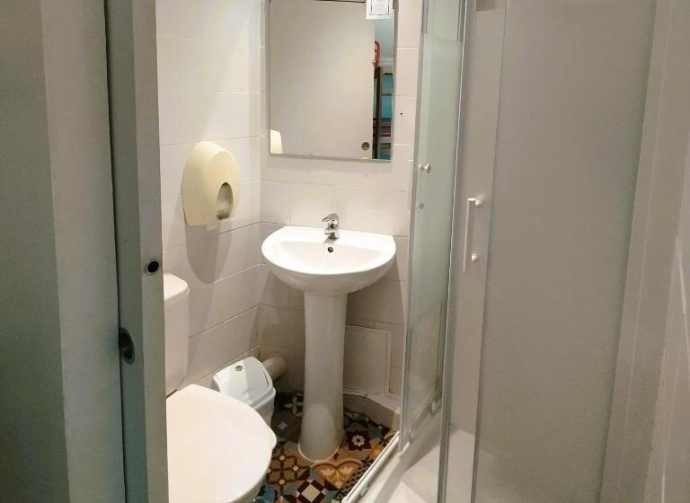 Номер Стандарт Трехместный, F1 Lyon Bourgoin Jallieu