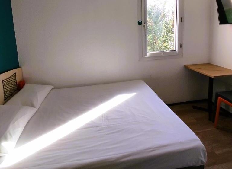 Номер Стандарт, F1 Lyon Bourgoin Jallieu