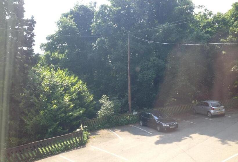 חדר סטנדרט, Harefield Hall