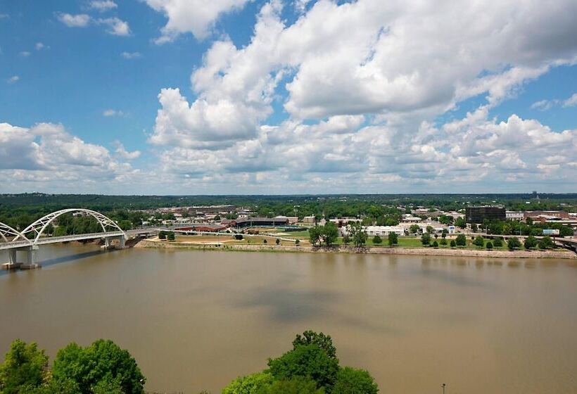 스탠다드 룸 더블 침대, Little Rock Marriott