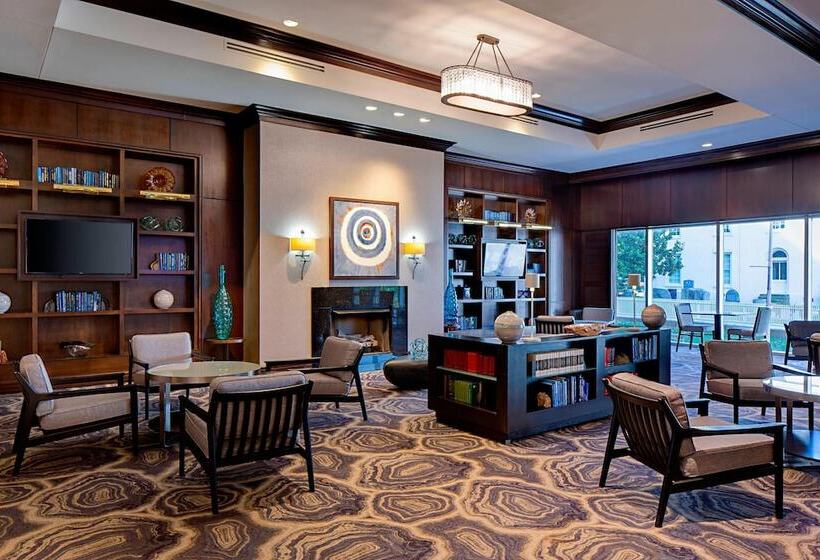클럽 룸, Little Rock Marriott