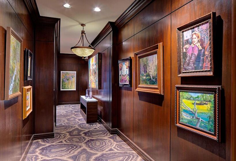 クラブルーム, Little Rock Marriott