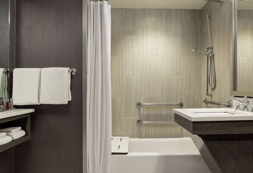 ２ダブルベッドのスタンダードルーム, Little Rock Marriott