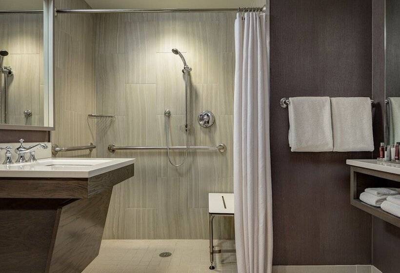 ２ダブルベッドのスタンダードルーム, Little Rock Marriott