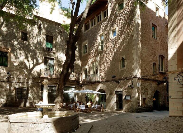 Полулюкс, Neri – Relais & Chateaux