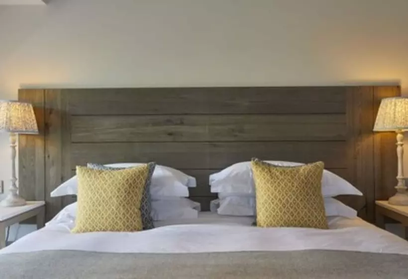 Standard-huone Parivuode, The Swan At Streatley