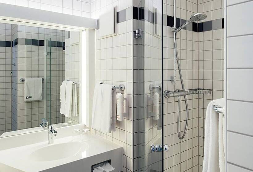 応接間付きスタンダードルーム, Vienna House Easy By Wyndham Berlin Prenzlauer Berg