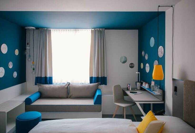 Standardzimmer mit Salon, Vienna House Easy By Wyndham Berlin Prenzlauer Berg