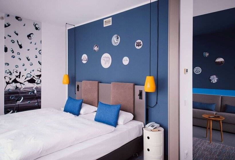 応接間付きスタンダードルーム, Vienna House Easy By Wyndham Berlin Prenzlauer Berg