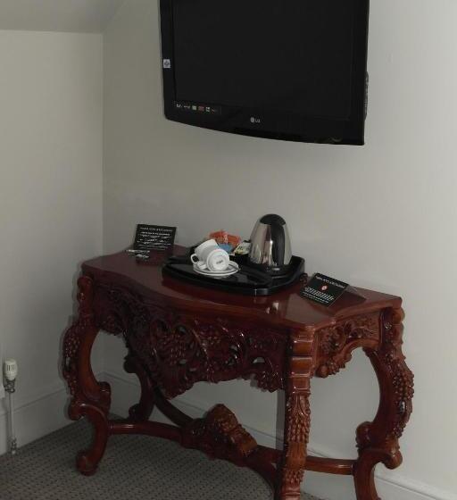 エクゼクティブルーム, Wards