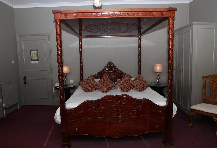 이그제큐티브 룸, Wards