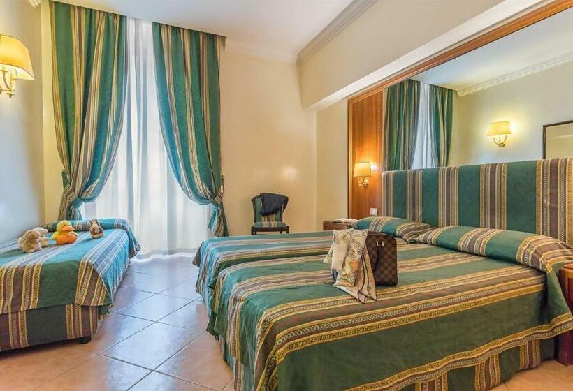 اتاق استاندارد سه نفره, Raeli Hotel Archimede