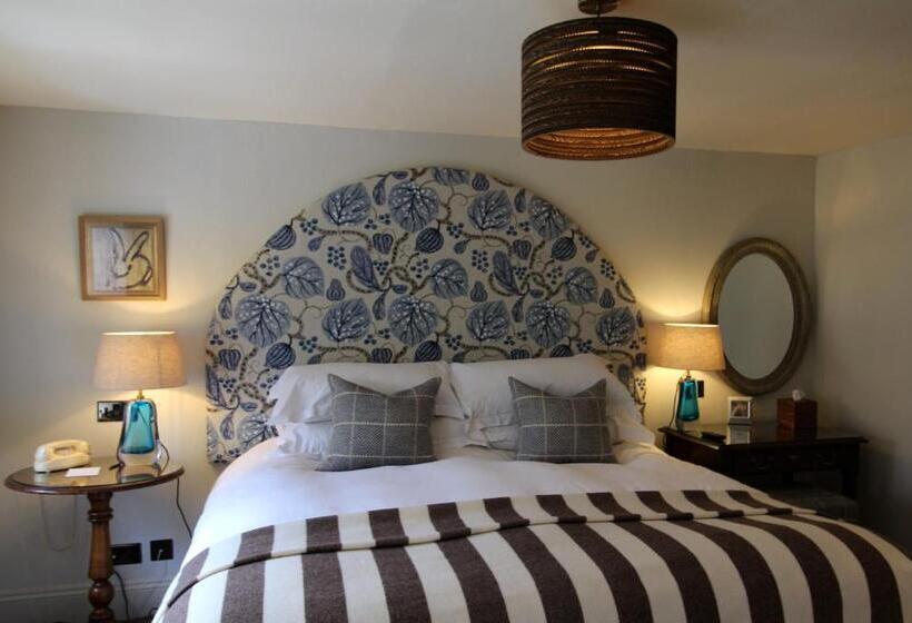 غرفة سوبيريور, The Lamb Inn