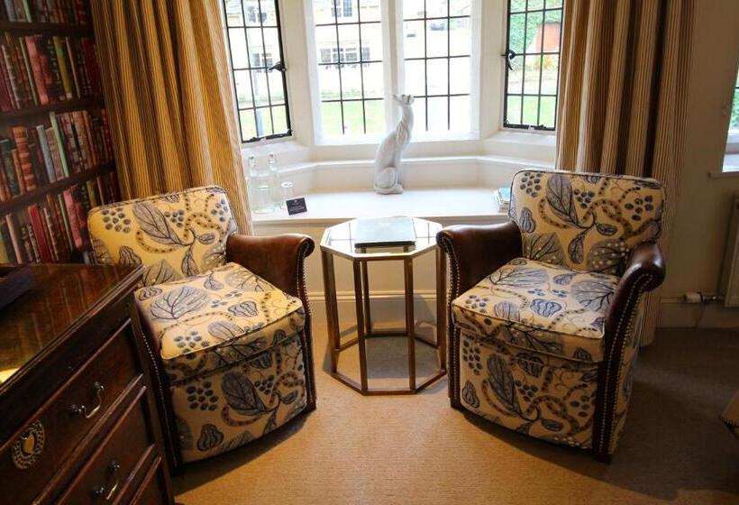 غرفة سوبيريور, The Lamb Inn