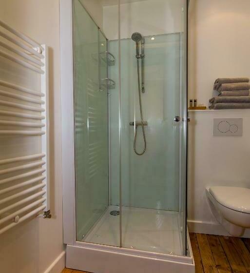 スタンダードルーム, Chambre D'hôtes Les Clés Des Places