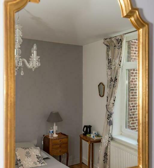 スタンダードルーム, Chambre D'hôtes Les Clés Des Places