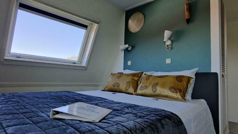 חדר סטנדרט, Uit Alle Windstreken