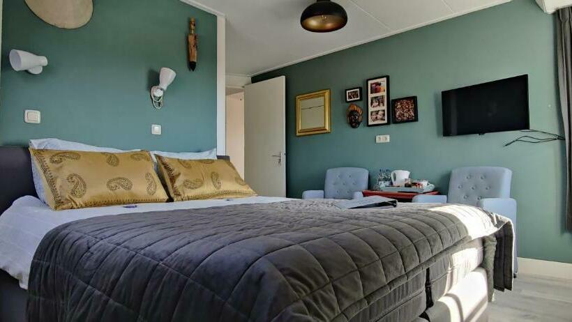 חדר סטנדרט, Uit Alle Windstreken