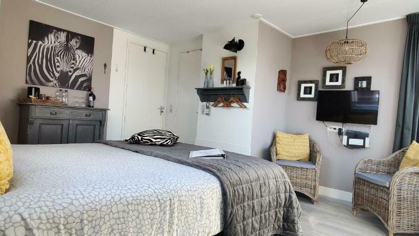 חדר סטנדרט, Uit Alle Windstreken