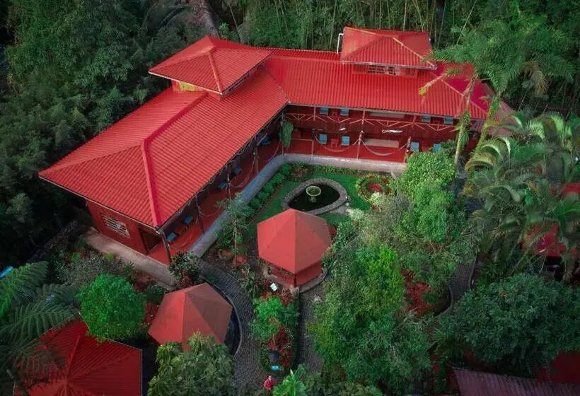 Standard Neljän Hengen Huone, El Jardín Hotel & Restaurante