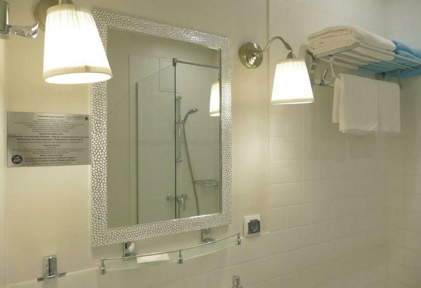 اتاق استاندارد, Aquamarine Family Club