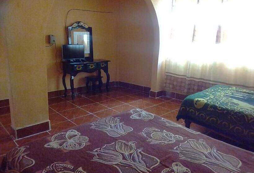 חדר סטנדרט, Cuaupatanini