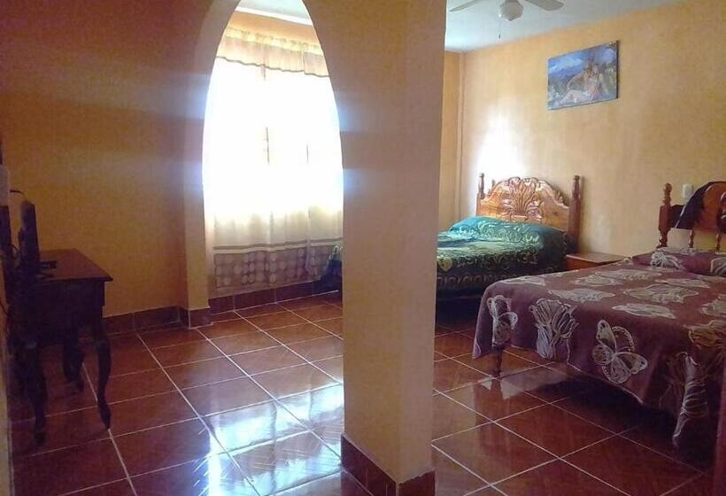 חדר סטנדרט, Cuaupatanini