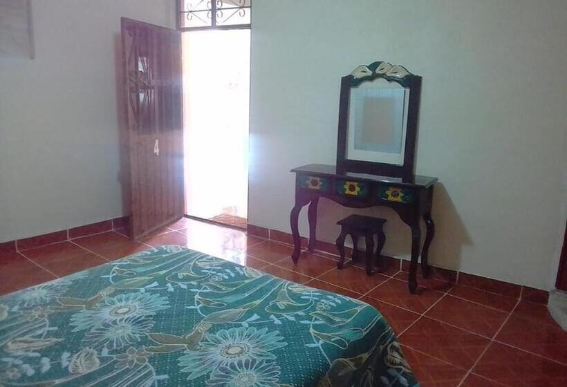 חדר דלוקס יחיד, Cuaupatanini