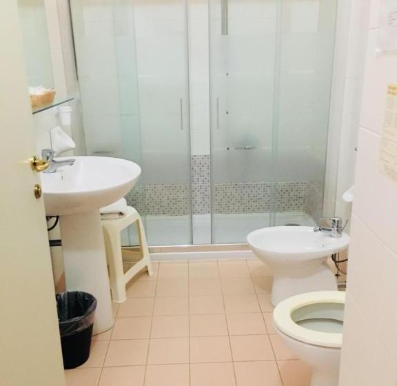 ファミリールーム, Master