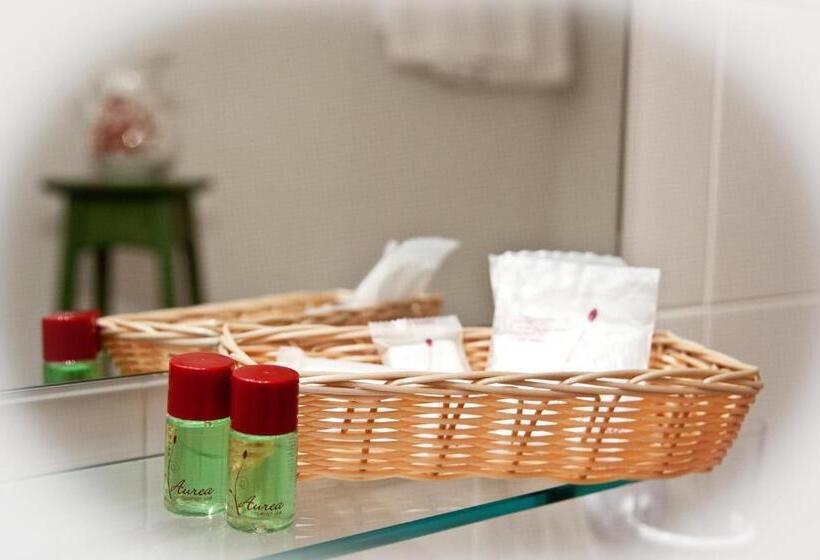 ファミリールーム, Master