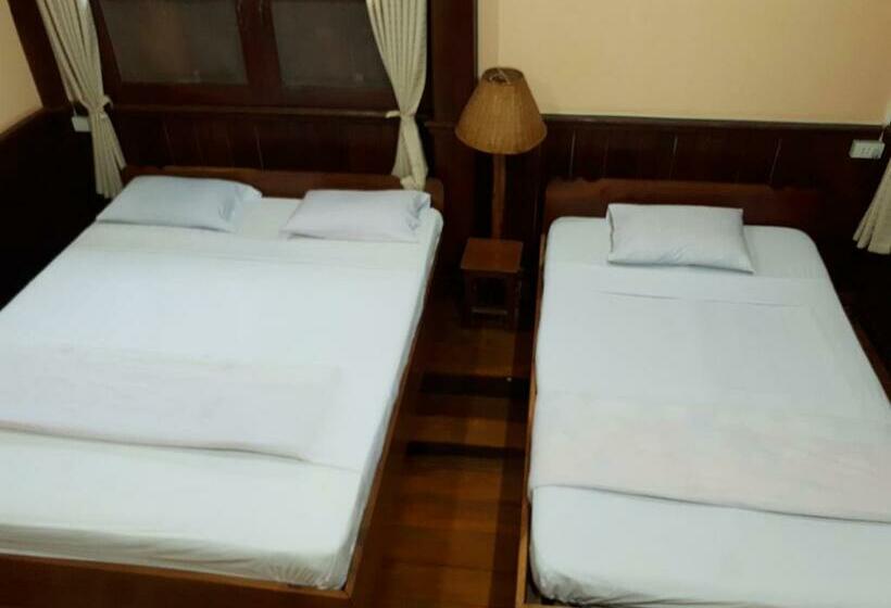 StandaardKamer, Anouxa Riverview Guesthouse