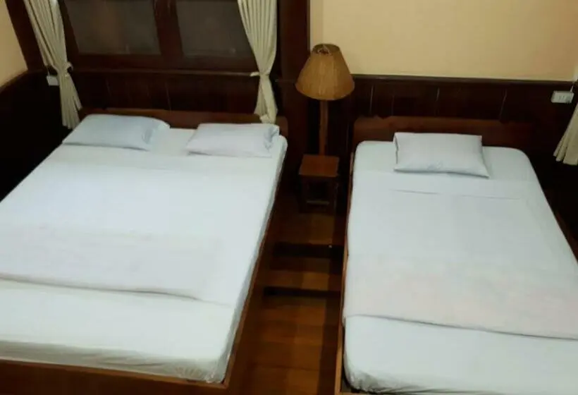 اتاق استاندارد, Anouxa Riverview Guesthouse