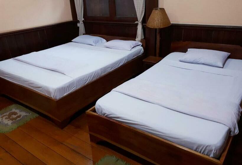 StandaardKamer, Anouxa Riverview Guesthouse