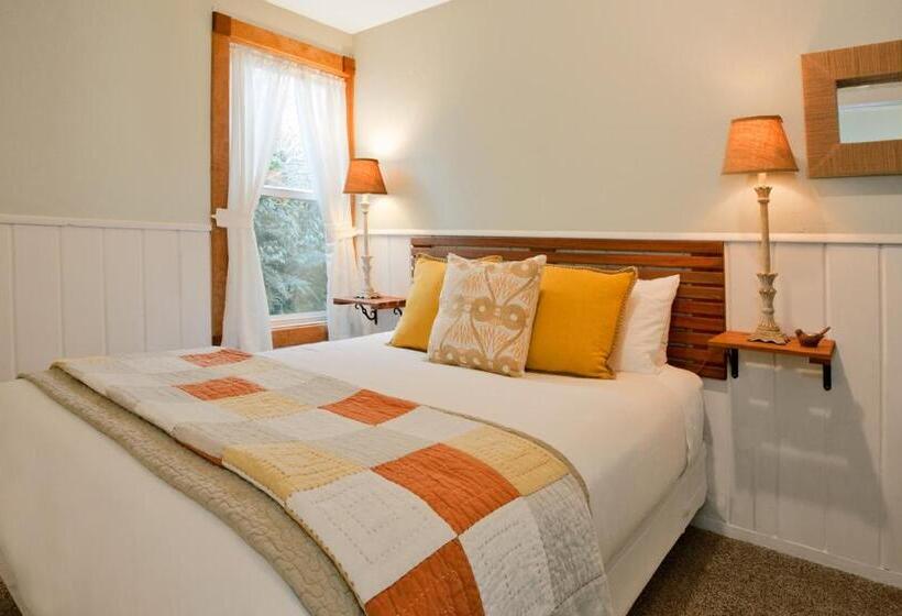 جناح بريميوم, Agate Beach Motel