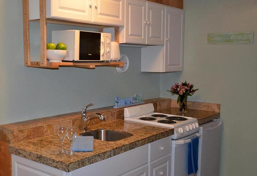 جناح, Agate Beach Motel