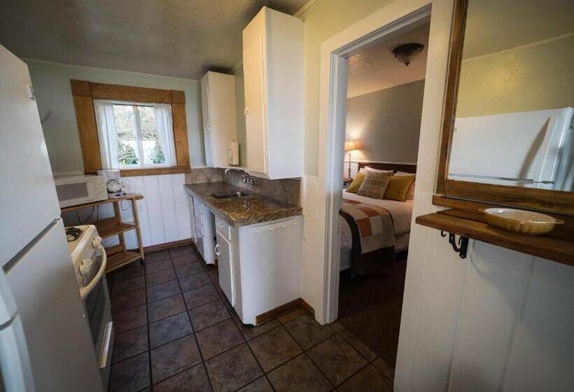 جناح بريميوم, Agate Beach Motel