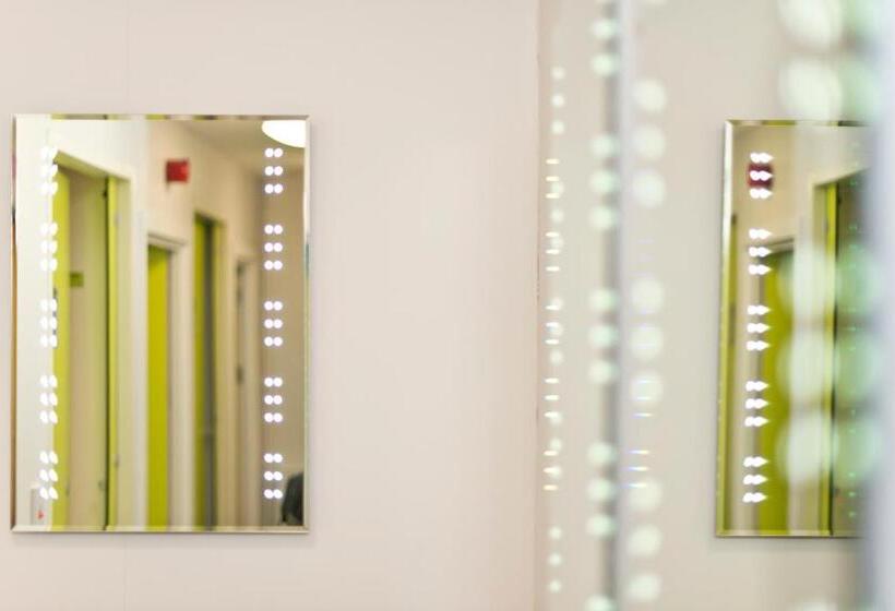 标准四人间共用浴室, Yha Manorbier