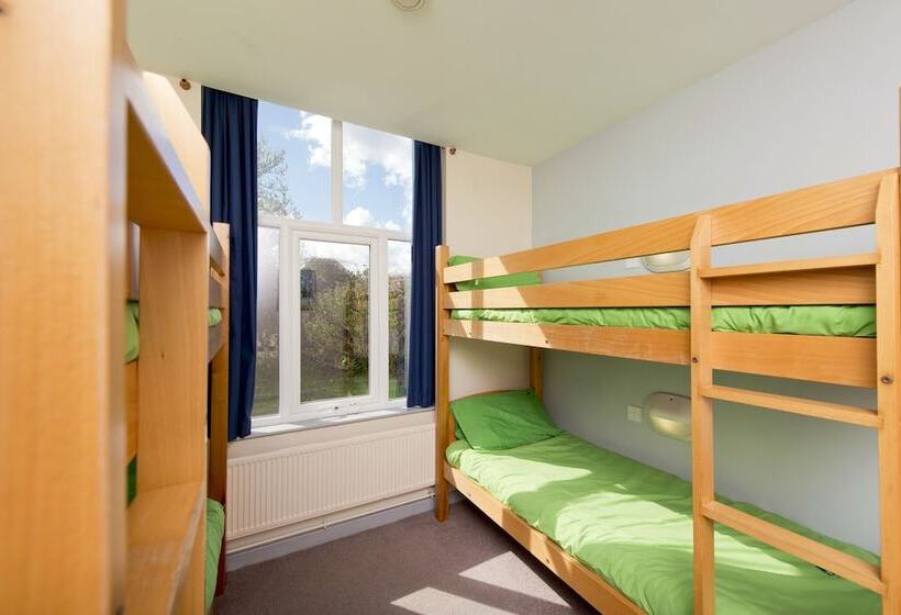 Кровать в Многоместном Номере с Общей Ванной, Yha Manorbier